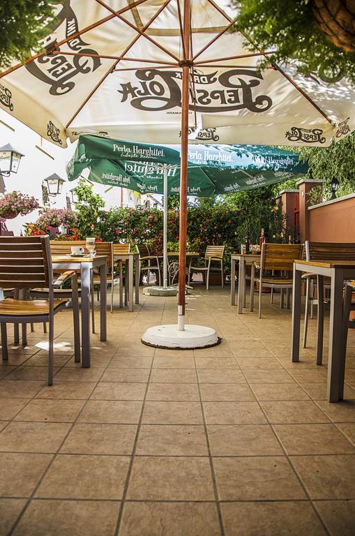 Arany Patko Panzio Hotel Debrecen Exterior photo